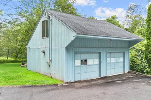 290 Gillette Rd, New Hartford, CT 06057 - Photo 3