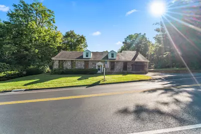 1480 Monroe Turnpike, Monroe, CT 06468 - Photo 3