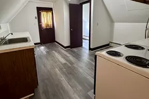 122 W Main St, Plainville, CT 06062 - Photo 5