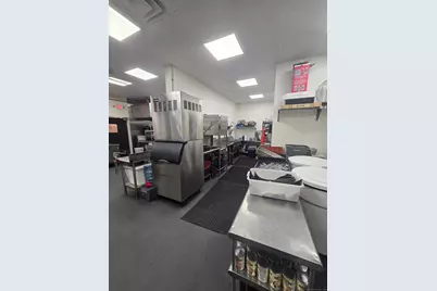 [Address not provided], Waterbury, CT 06705 - Photo 15