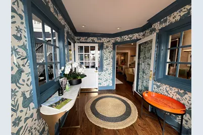 21 South Avenue, New Canaan, CT 06840 - Photo 3