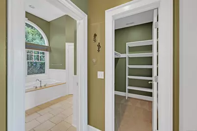 29 Candlewood Common, New Milford, CT 06776 - Photo 31