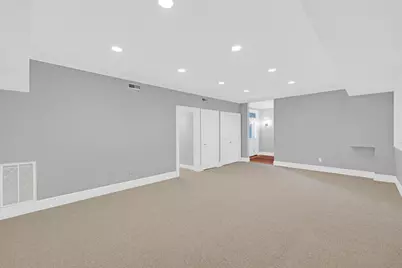 29 Candlewood Common, New Milford, CT 06776 - Photo 19