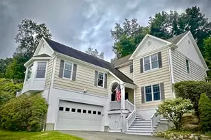 29 Candlewood Common, New Milford, CT 06776 - Photo 1