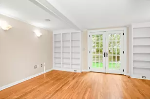 112 Hillspoint Rd, Westport, CT 06880 - Photo 9