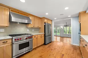 112 Hillspoint Rd, Westport, CT 06880 - Photo 17