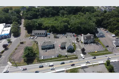 250 East Main Street, Clinton, CT 06413 - Photo 1