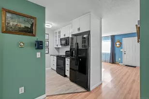 35 Ruth St, Bristol, CT 06010 - Photo 11