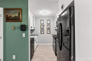 35 Ruth St, Bristol, CT 06010 - Photo 9