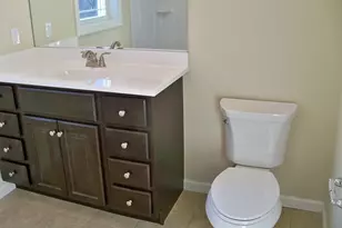 404 Main St, Wallingford, CT 06492 - Photo 17