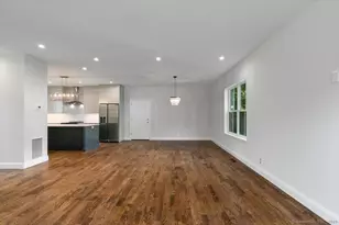 410 Alba Ave, Bridgeport, CT 06606 - Photo 5