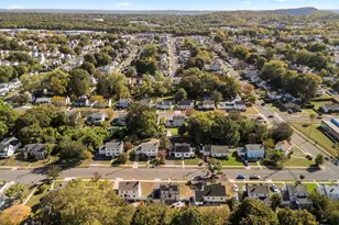 32 Sunset Rd, Hamden, CT 06518 - Photo 3