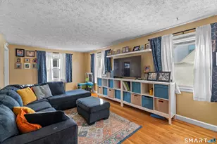 32 Sunset Rd, Hamden, CT 06518 - Photo 9