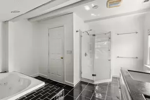 1 Charles St, Enfield, CT 06082 - Photo 15