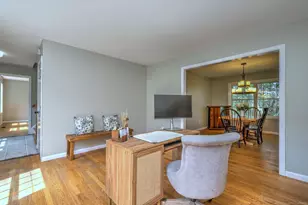 28 Edgewood Ave, Shelton, CT 06484 - Photo 13