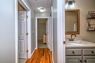 28 Edgewood Ave, Shelton, CT 06484 - Photo 29