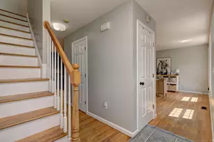 28 Edgewood Ave, Shelton, CT 06484 - Photo 11