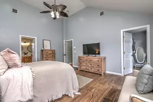 28 Edgewood Ave, Shelton, CT 06484 - Photo 25