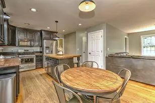 28 Edgewood Ave, Shelton, CT 06484 - Photo 15