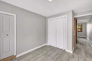 161 Bradley Ave, Hamden, CT 06514 - Photo 23