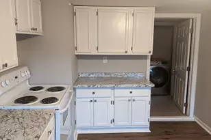 98 Water St, Derby, CT 06418 - Photo 9