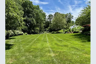 1084 Sturges Highway, Fairfield, CT 06880 - Photo 39