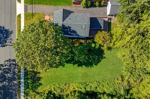 26 St Augustine St, West Hartford, CT 06110 - Photo 39