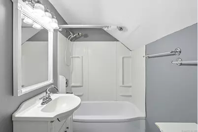 26 Saint Augustine Street, West Hartford, CT 06110 - Photo 23