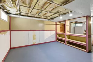 26 St Augustine St, West Hartford, CT 06110 - Photo 33