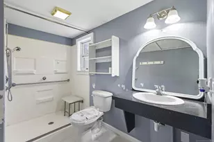 26 St Augustine St, West Hartford, CT 06110 - Photo 31