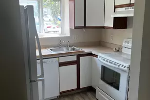 37 Carillon Dr, Rocky Hill, CT 06067 - Photo 5