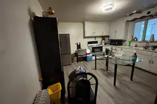 563 Sherman Pkwy, New Haven, CT 06511 - Photo 13