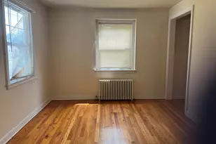 484 Pine Rock Ave, Hamden, CT 06514 - Photo 3