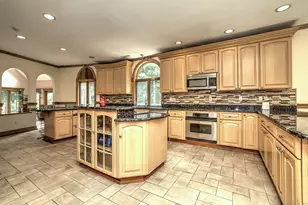 44 Virginia Rail Dr, Bethany, CT 06524 - Photo 9