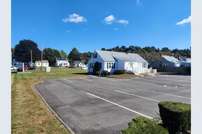 128 Saltonstall Parkway, East Haven, CT 06512 - Photo 17