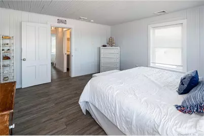 37 Attawan Avenue, East Lyme, CT 06357 - Photo 15