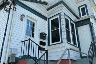 31 Willow St, Stonington, CT 06355 - Photo 1