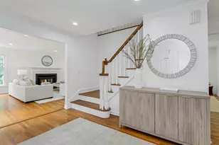 171 Proprietors Crossing, New Canaan, CT 06840 - Photo 3