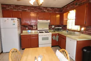 490 Woodside Ave, Bridgeport, CT 06606 - Photo 7