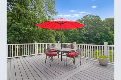 239 East Hunting Ridge Road, Stamford, CT 06903 - Photo 19