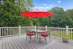 239 E Hunting Ridge Rd, Stamford, CT 06903 - Photo 19