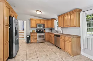 435 Shepard Ave, Hamden, CT 06514 - Photo 5