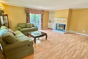 29 Shepard Hill Rd, Hamden, CT 06514 - Photo 3