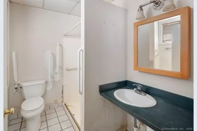 170 Wood Street, West Haven, CT 06516 - Photo 3