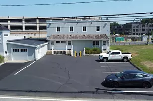 27 W Main St, Clinton, CT 06413 - Photo 1