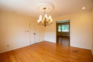 420 Narrow Ln, Orange, CT 06477 - Photo 9