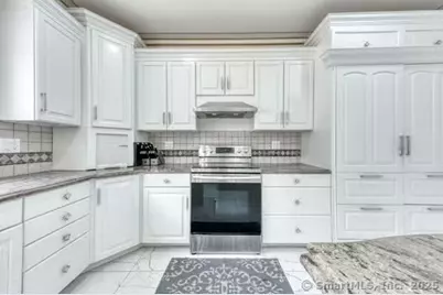 93 South Road, Farmington, CT 06032 - Photo 17