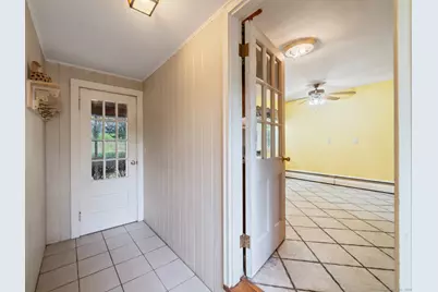 80 Dryden Drive, Meriden, CT 06450 - Photo 3