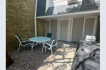 199 Gregory Boulevard #APT E4, Norwalk, CT 06855 - Photo 13