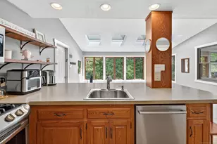 20 Sunrise Trail, East Lyme, CT 06333 - Photo 19